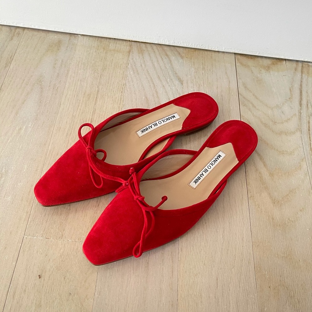 Manolo Blahnik ballerino flat red suede mule